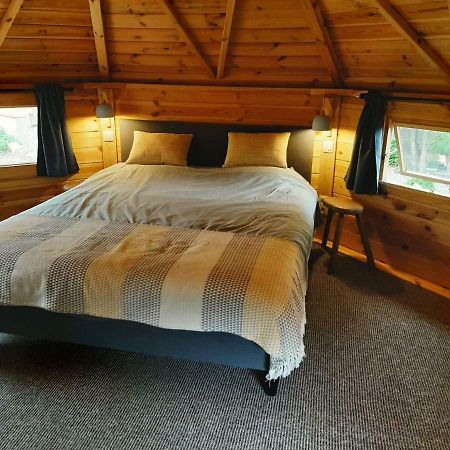 La Cabane De L'Atelier Бомаль Экстерьер фото